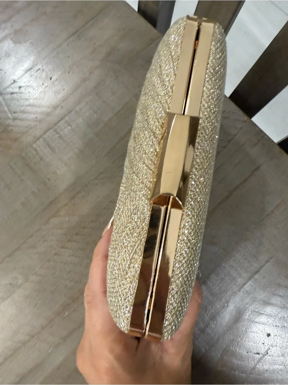 N/A elegant gold